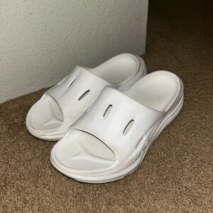 Hoka Recovery Slides White